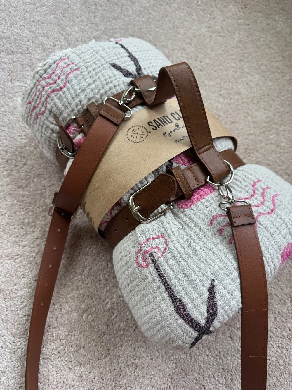 Sand Cloud Flamingo Party Blanket Plus Carry Strap
